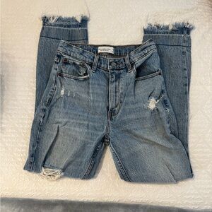 Abercrombie & Fitch High Rise Mom Distressed Jeans
